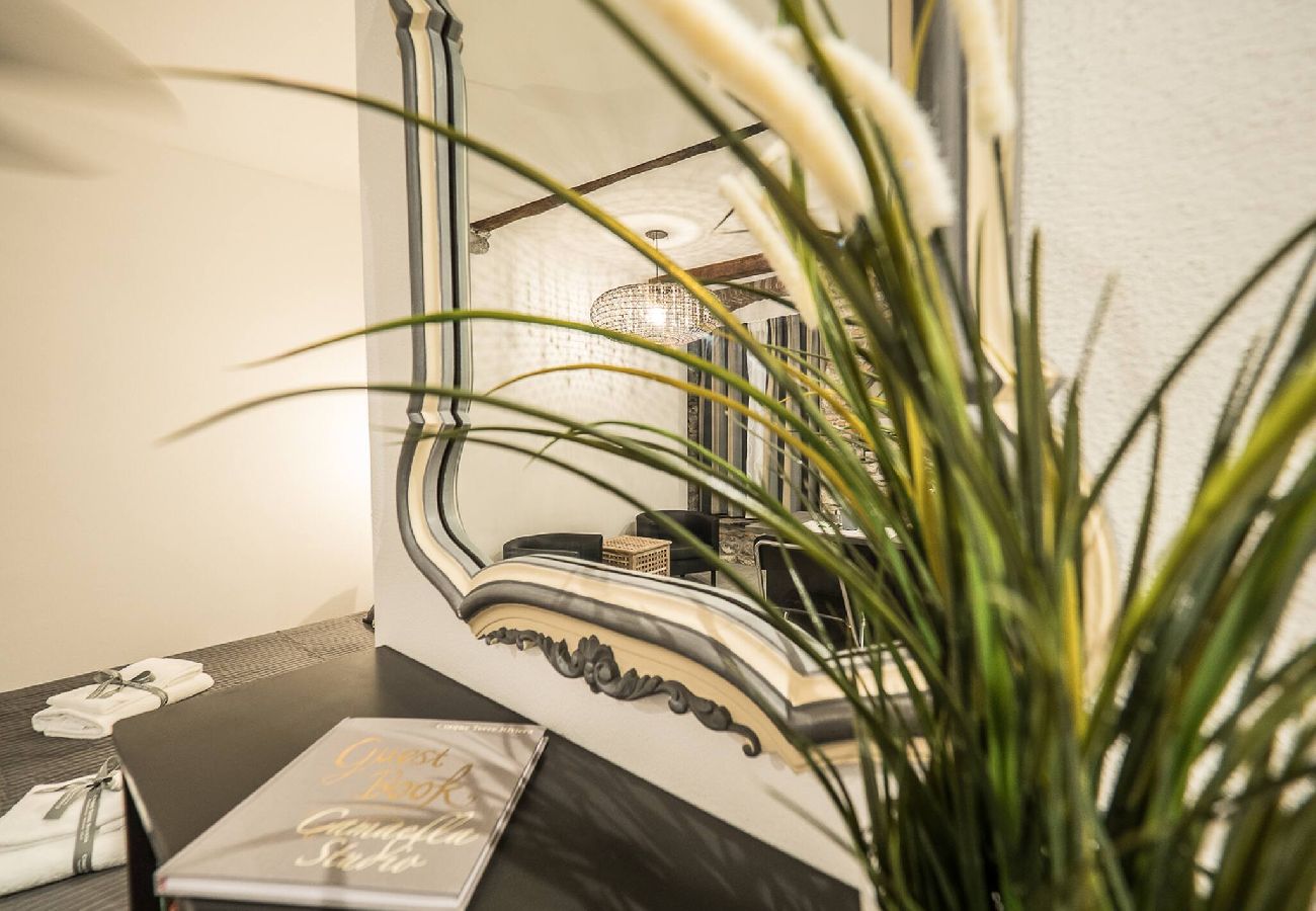 Studio a Vernazza - Camaella Luxury Studio