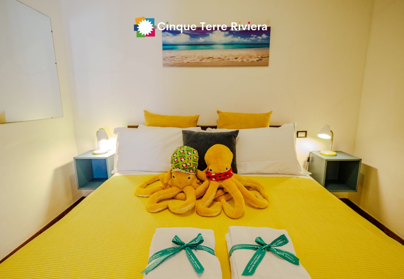 Appartamento a Vernazza - El Nin Apartment with Terrace & AC