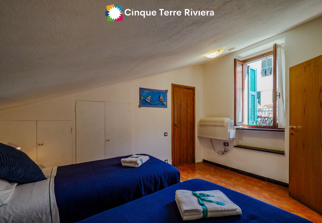 Appartamento a Vernazza - El Nin Apartment with Terrace & AC