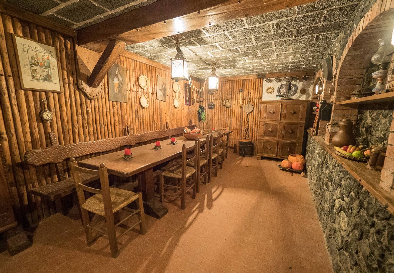 Villa a Monterosso al Mare - Villa Tanca with AC, Terrace & Views