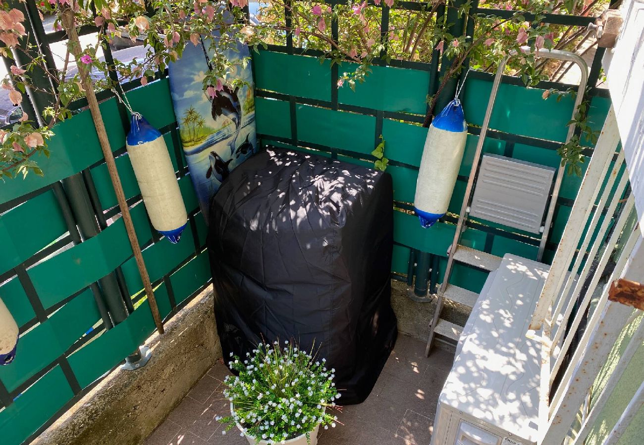 Appartamento a Monterosso al Mare - Fetta di Limone Apartment with AC and Patio