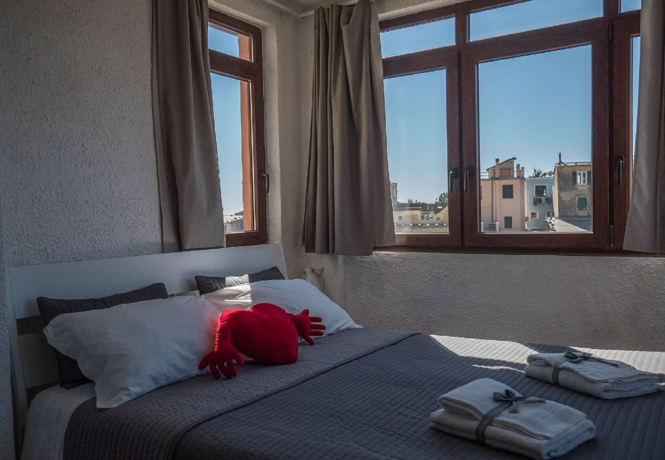 Studio a Vernazza - La Torretta dei Merli Studio with Unique Views