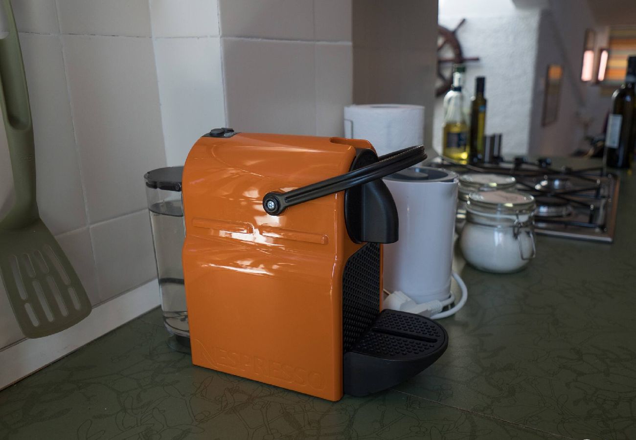 Studio a Vernazza - La Torretta dei Merli Studio with Unique Views