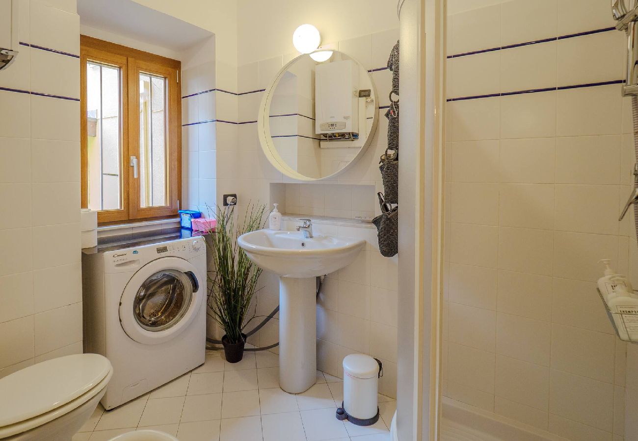 Appartamento a Manarola - La Lampara Sea View Terrace Apartment with AC