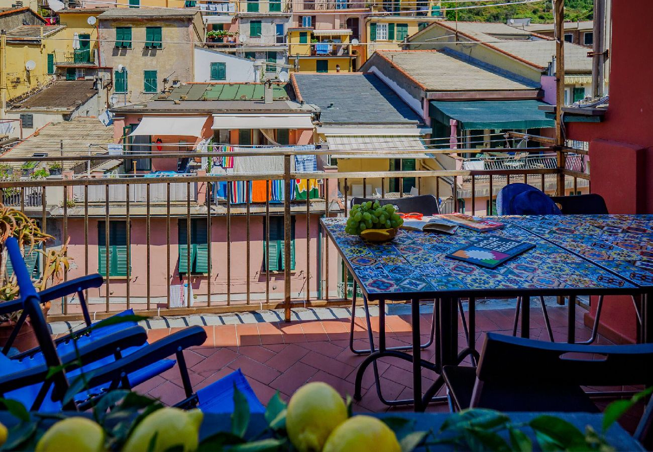 Appartamento a Vernazza - La Maison de la Mer with Terrace and AC