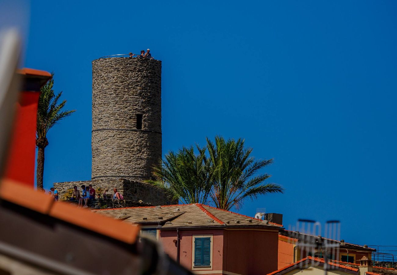 Appartamento a Vernazza - La Maison de la Mer with Terrace and AC