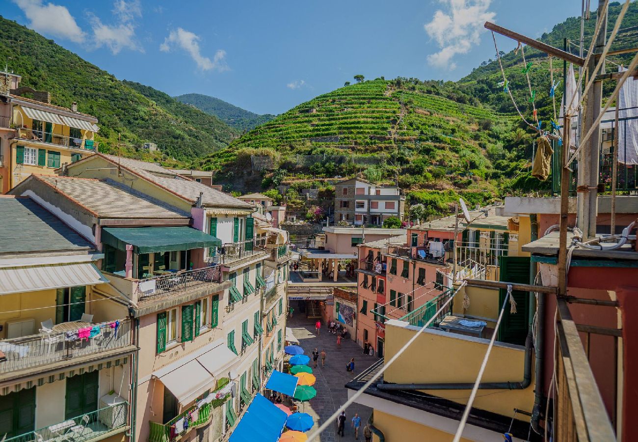Appartamento a Vernazza - La Maison de la Mer with Terrace and AC