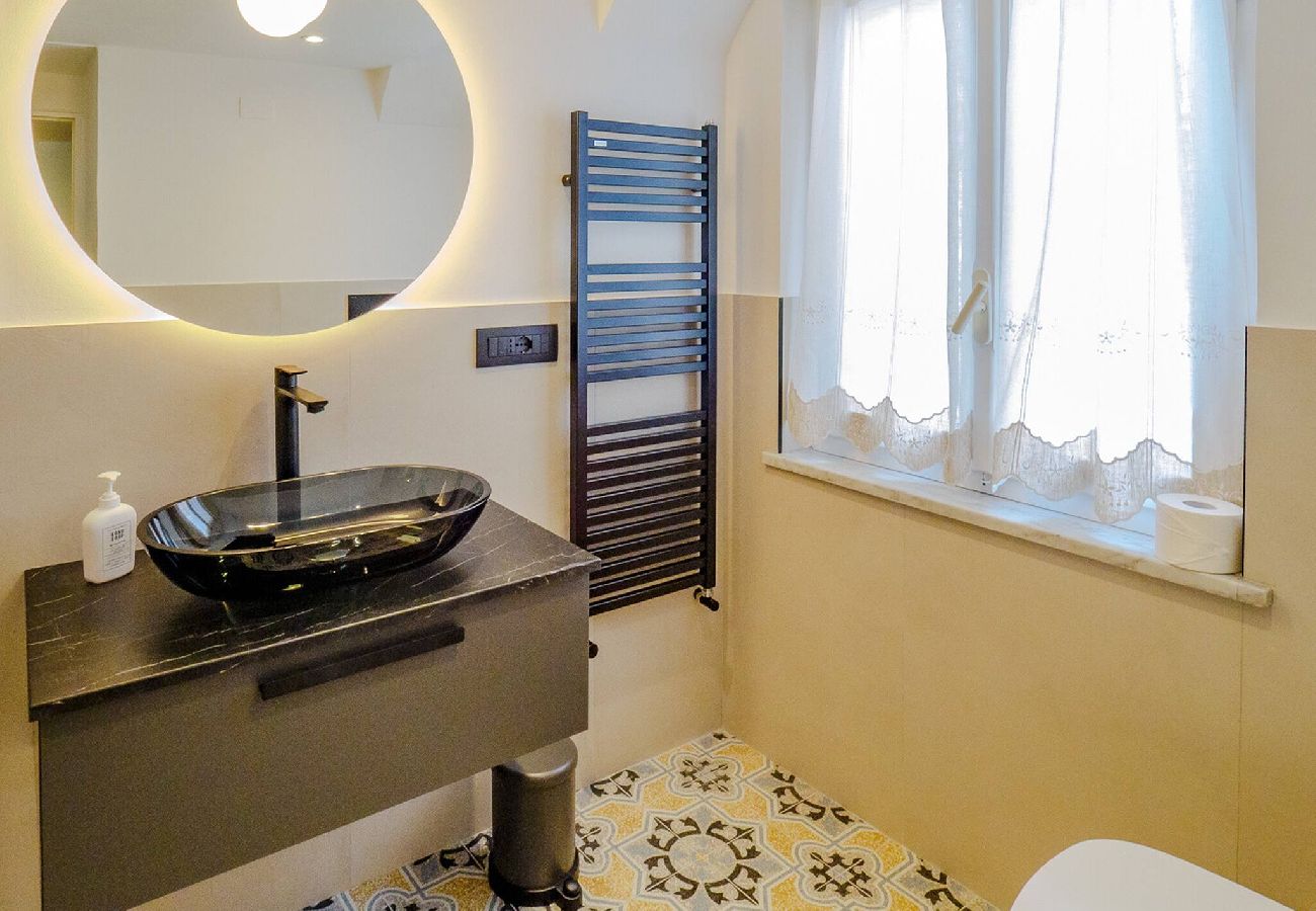 Appartamento a Vernazza - Mainetta Sea View Apartment with AC