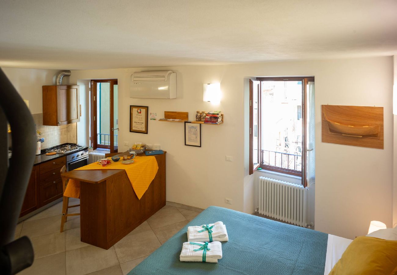 Appartamento a Vernazza - Ventu De Ma First Floor Studio with AC