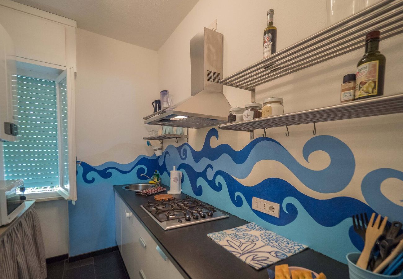 Appartamento a Monterosso al Mare - Sciacchetrà Apartment with AC & Patio