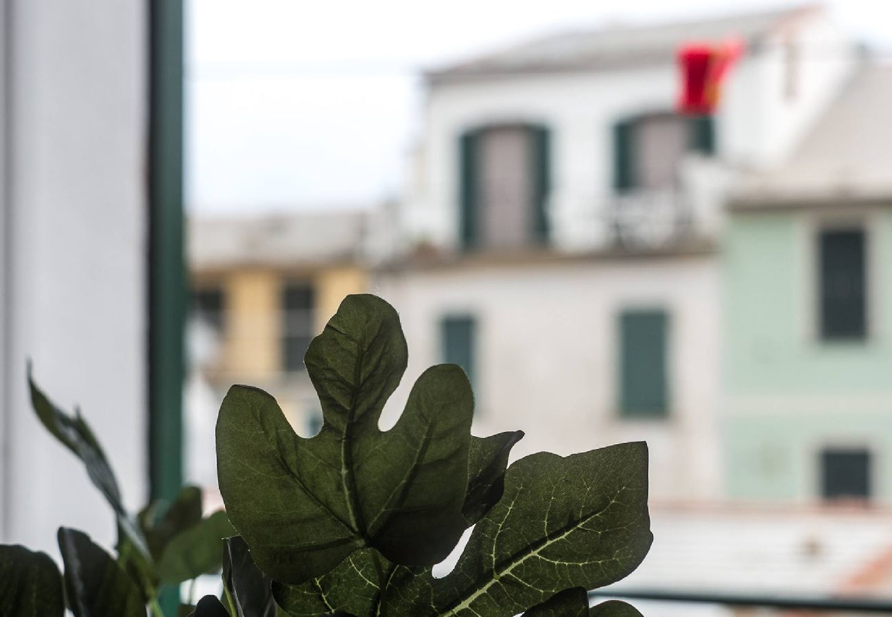 Appartamento a Vernazza - Recanissu Apartment with Balcony & AC