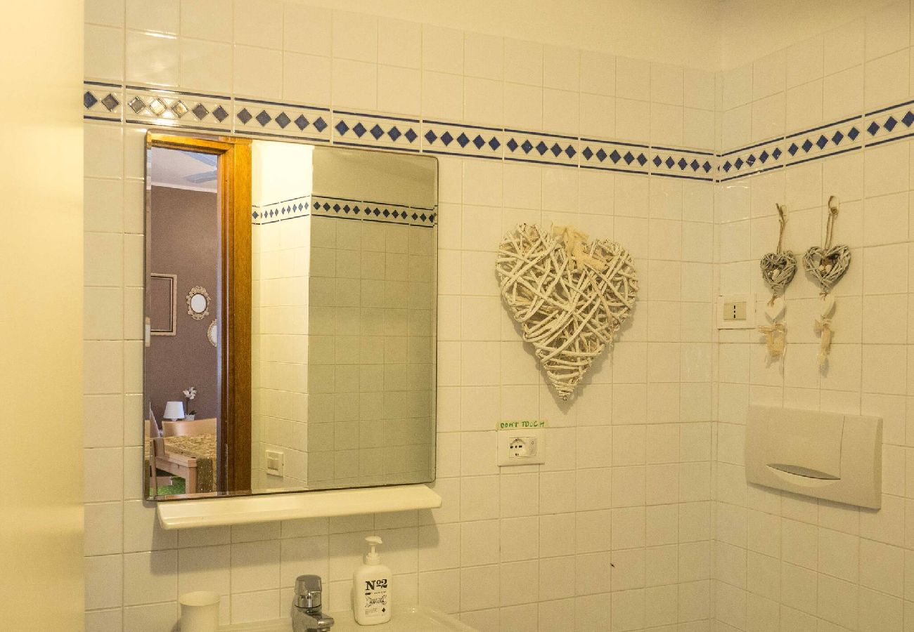 Appartamento a Vernazza - Ventegà Sea View Apartment with Balcony