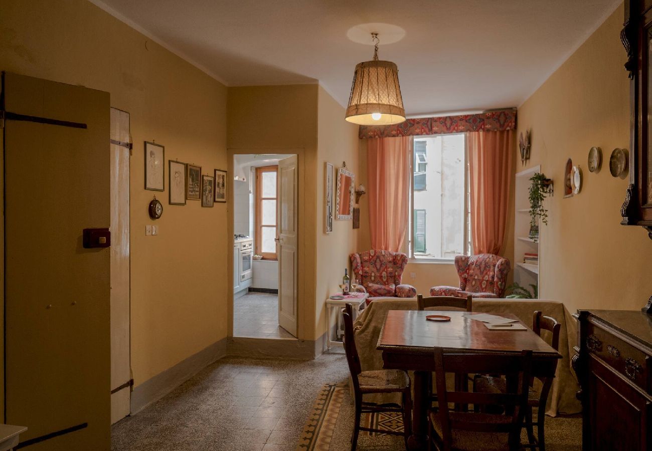Appartamento a Vernazza - La Casa di Eio Traditional Apartment