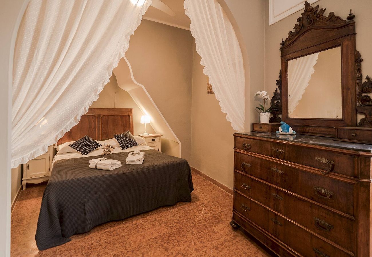 Appartamento a Vernazza - La Casa di Eio Traditional Apartment