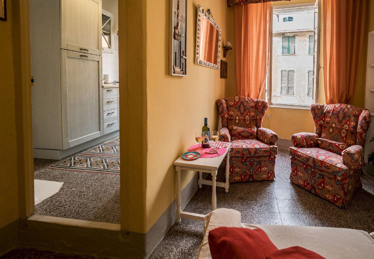Appartamento a Vernazza - La Casa di Eio Traditional Apartment