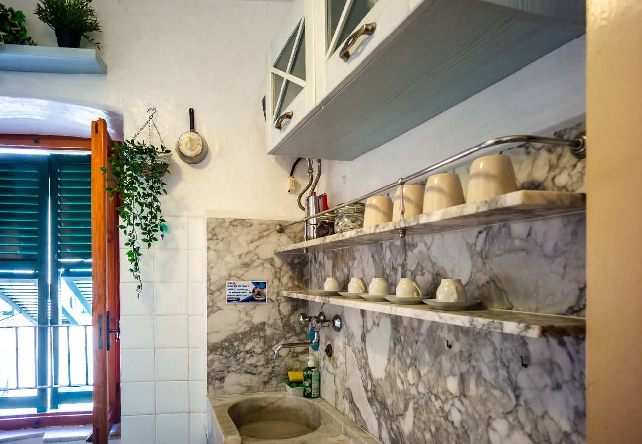 Appartamento a Vernazza - La Casa di Eio Traditional Apartment