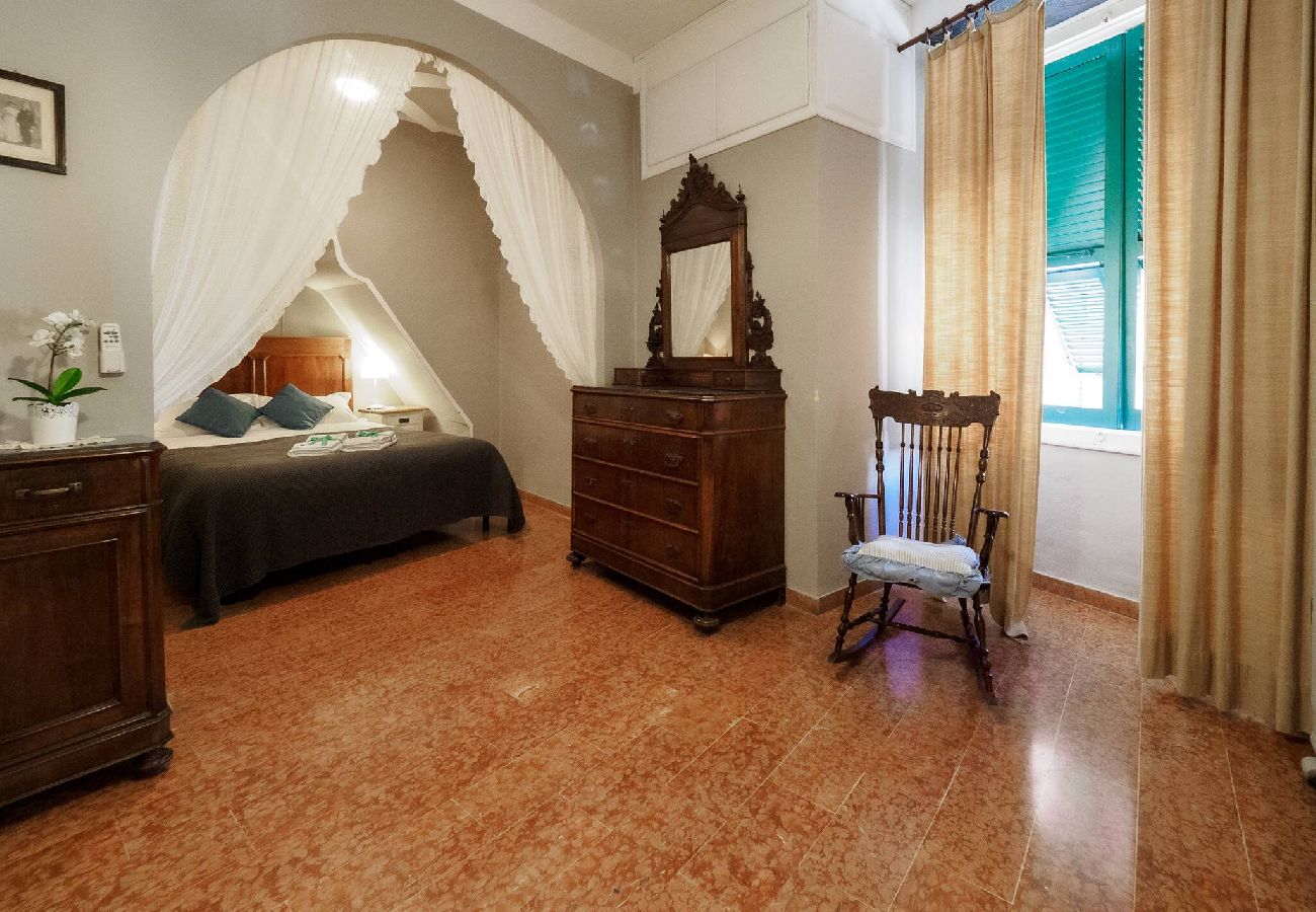 Appartamento a Vernazza - La Casa di Eio Traditional Apartment
