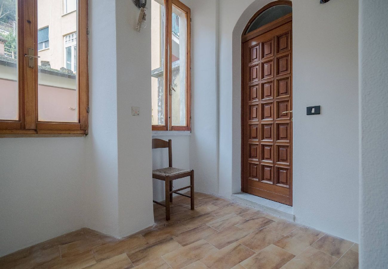 Appartamento a Monterosso al Mare - Picabon Quiet Apartment with AC & Balcony