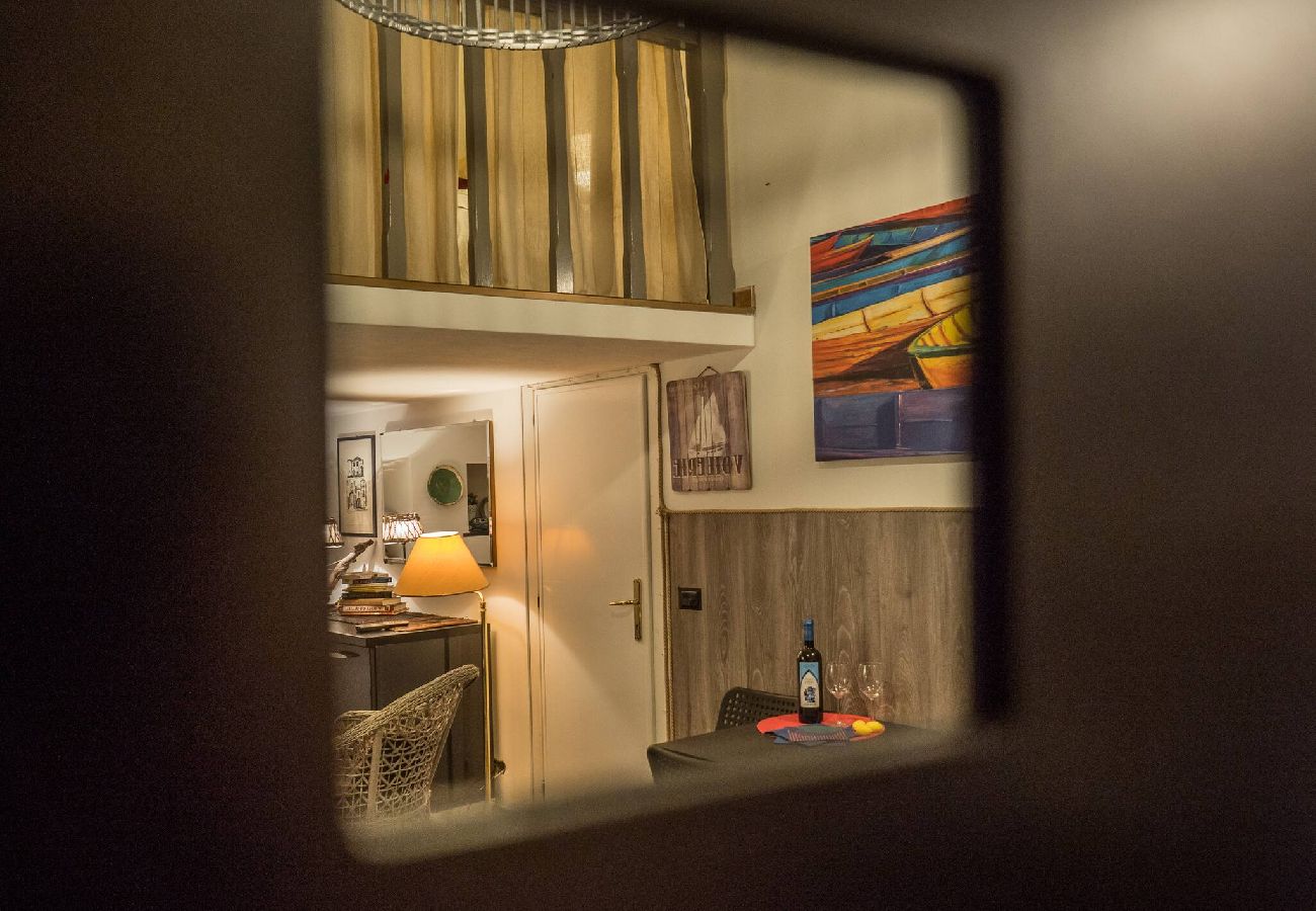 Appartamento a Vernazza - Petrella´s Point Studio with AC