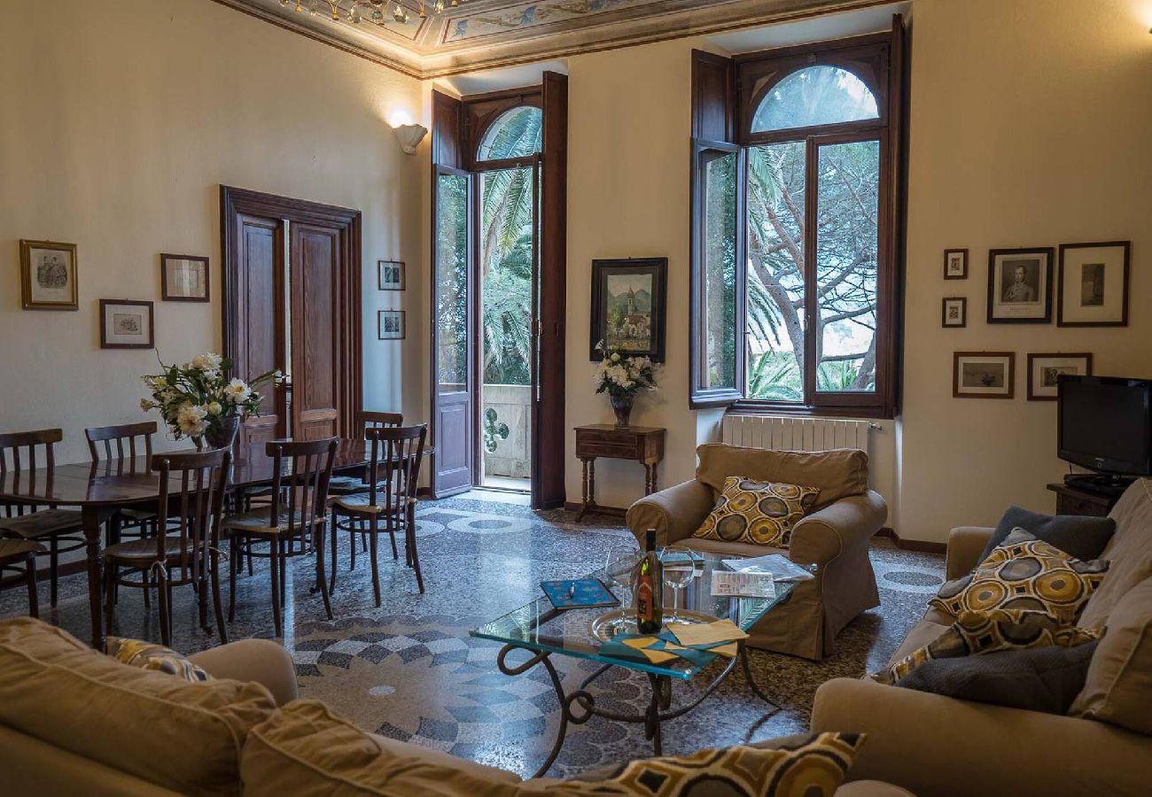 Ferienwohnung in Monterosso al Mare - Villa Montale Historical Apartment I Limoni