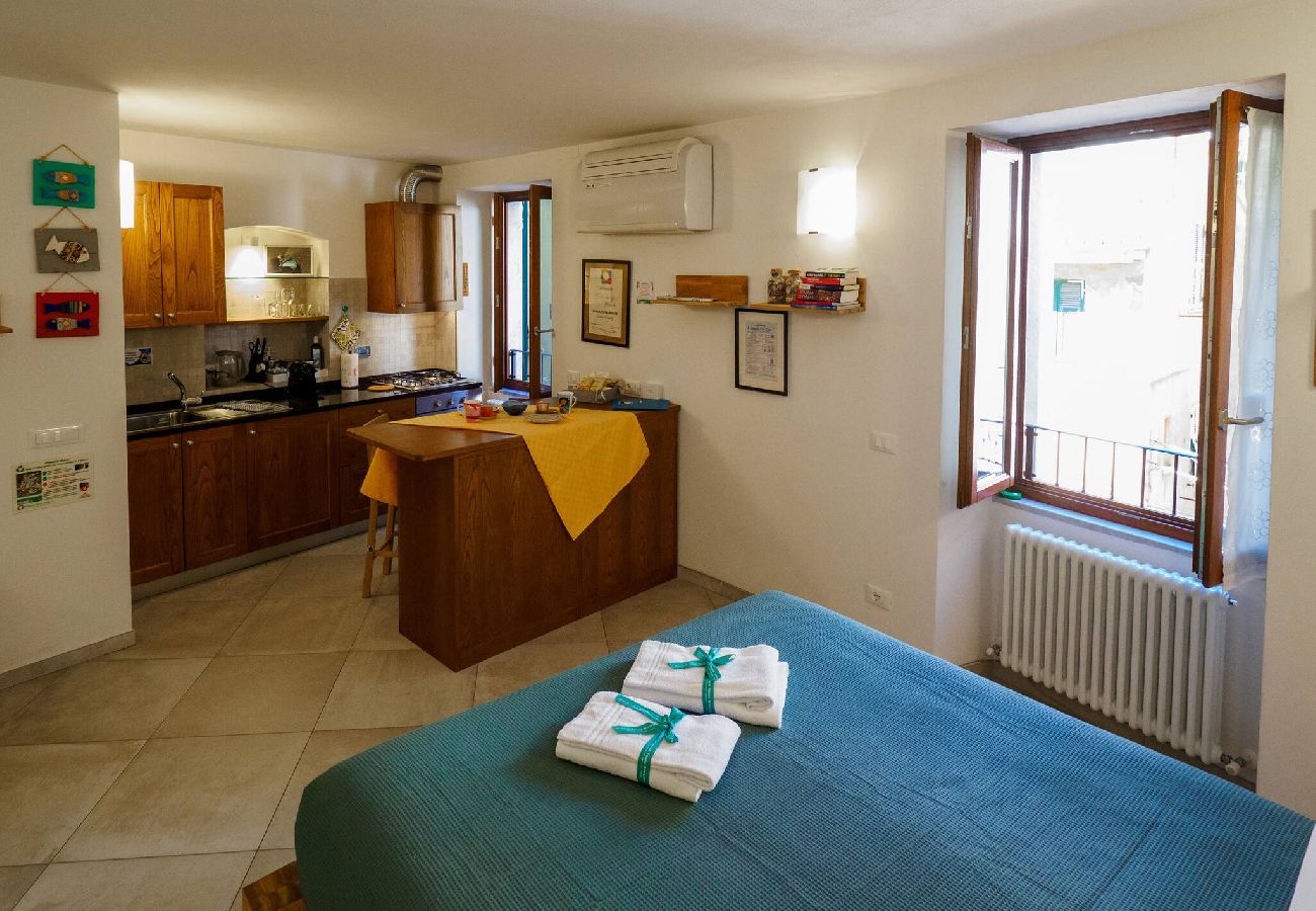 Ferienwohnung in Vernazza - Ventu De Ma First Floor Studio with AC