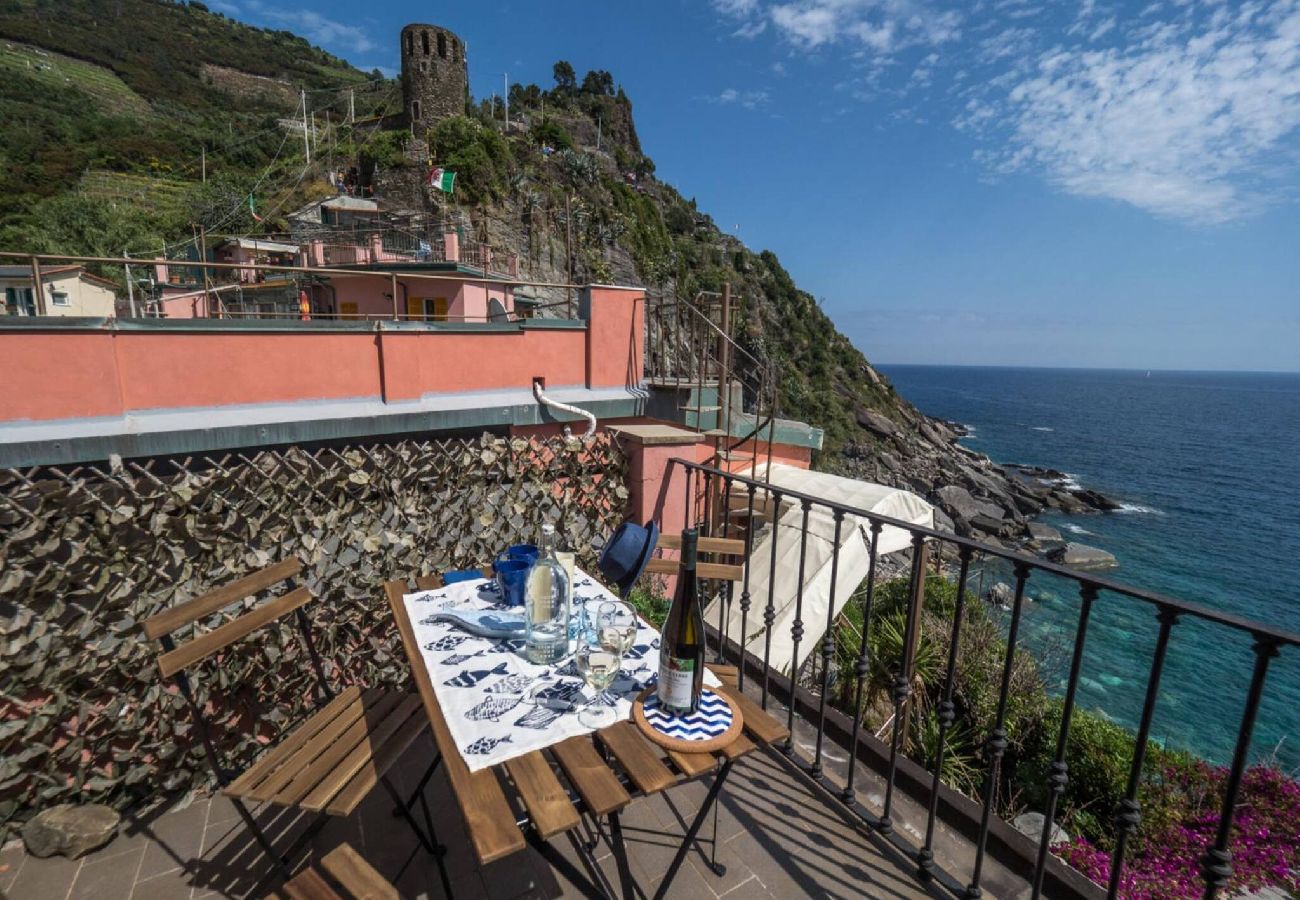 Ferienhaus in Vernazza - Refilea Sea View Tower Villa