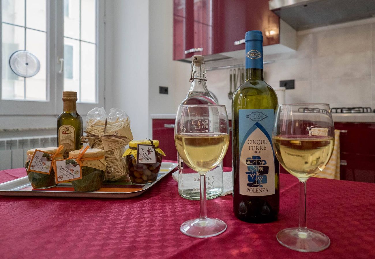 Ferienwohnung in Vernazza - Tedea 2-bedroom 2-bathroom Exclusive Apartment