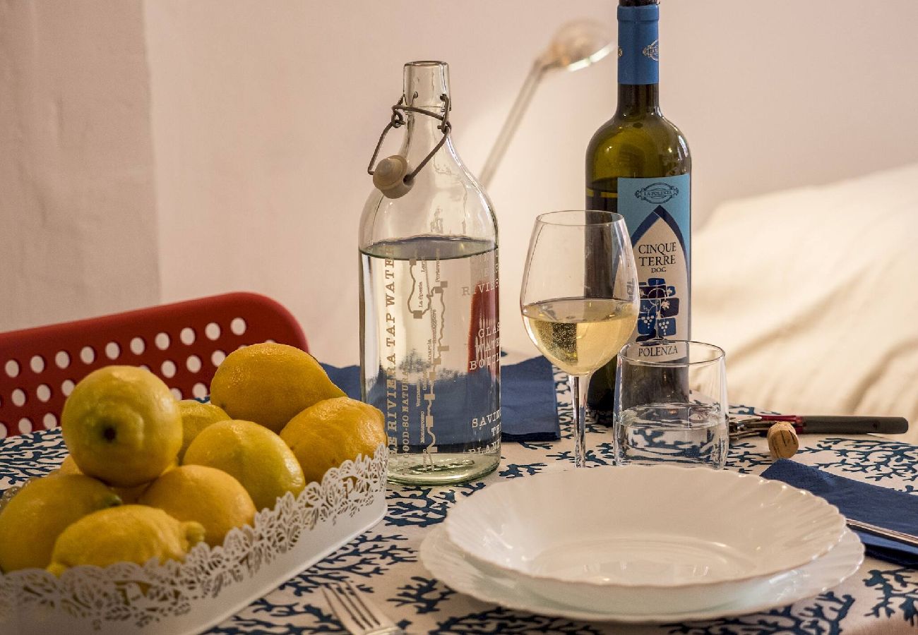 Ferienwohnung in Vernazza - Rundanina Village Life Studio plus Single Room wit