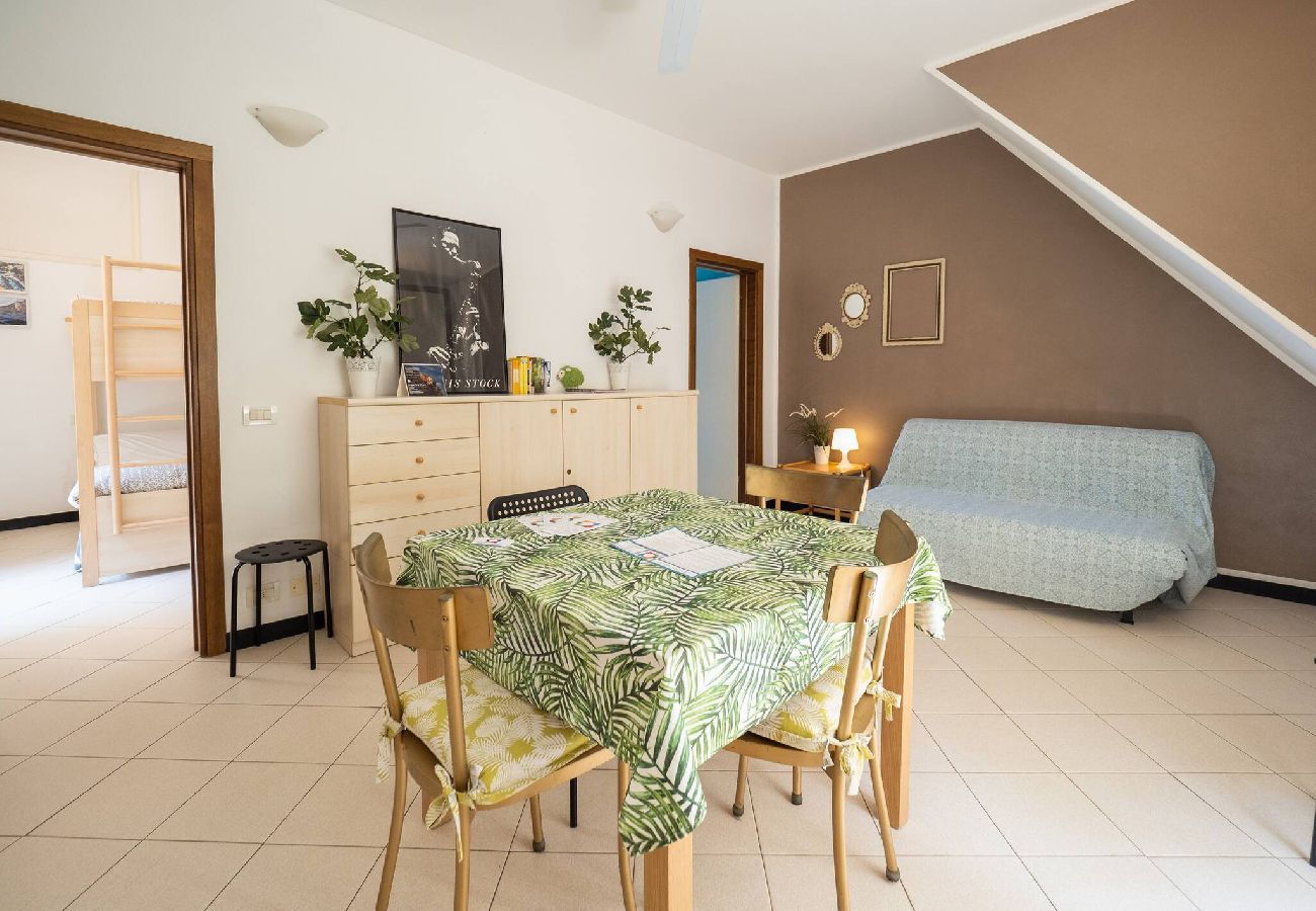 Ferienwohnung in Vernazza - Ventegà Sea View Apartment with Balcony