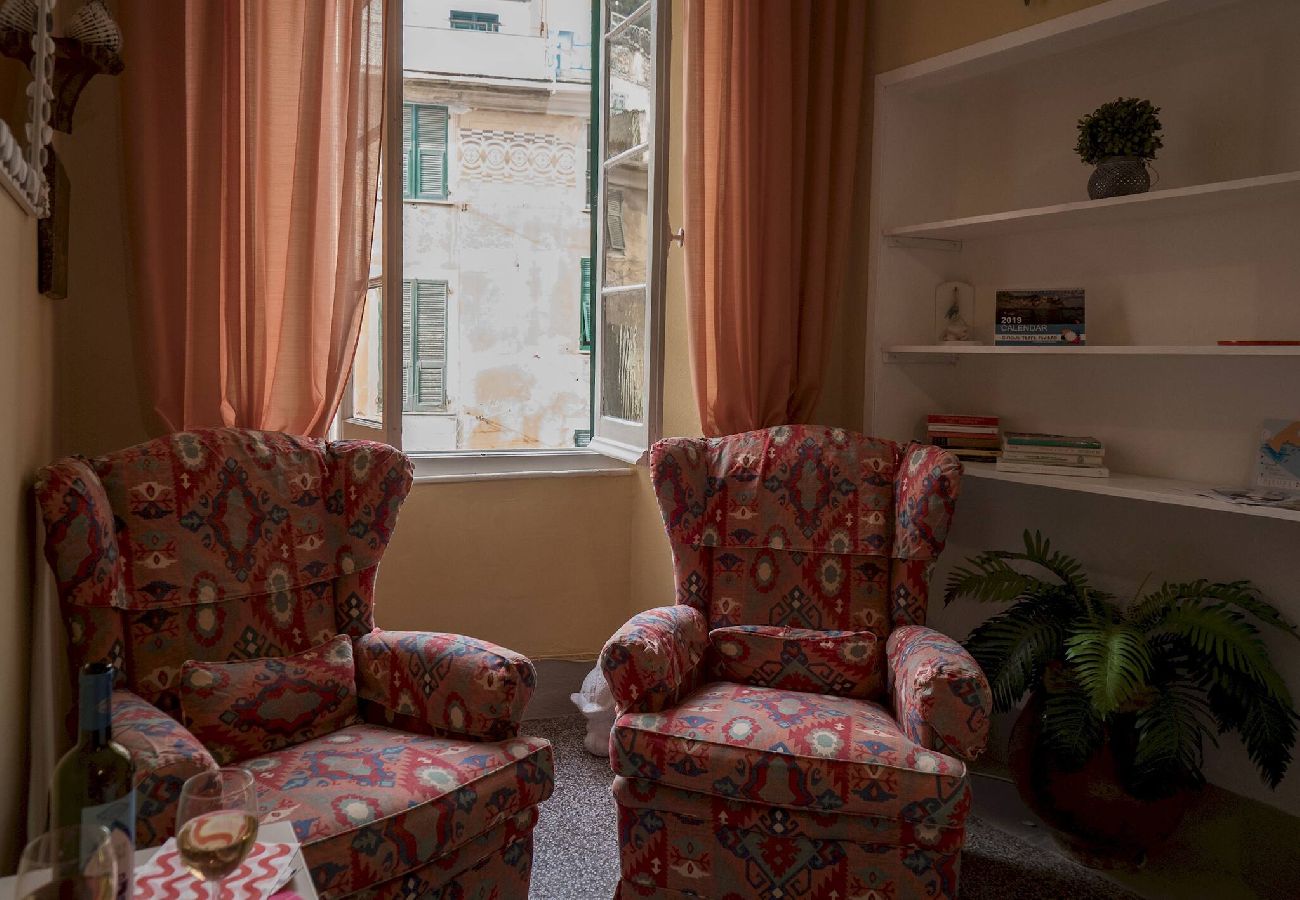 Ferienwohnung in Vernazza - La Casa di Eio Traditional Apartment