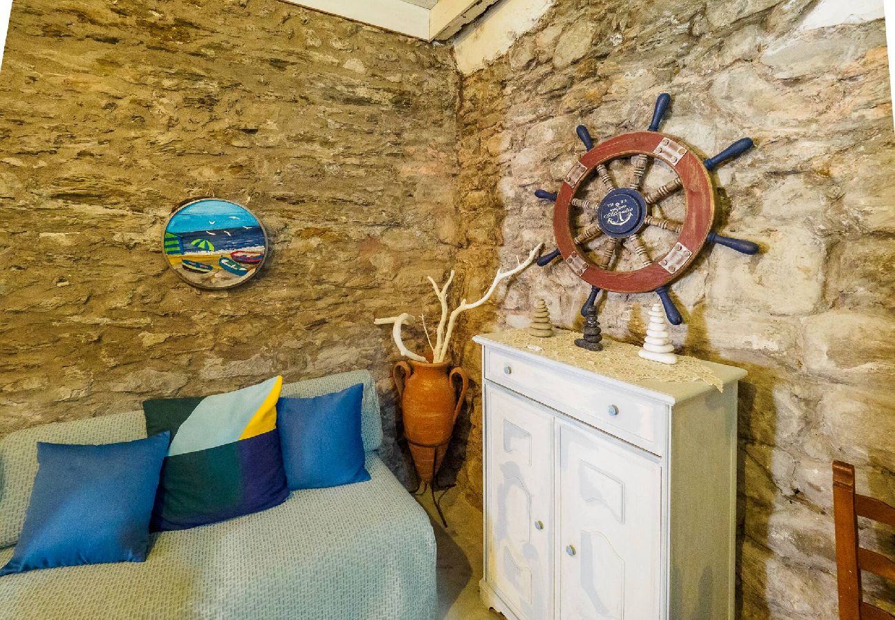 Ferienwohnung in Vernazza - La Casa di Eio Traditional Apartment