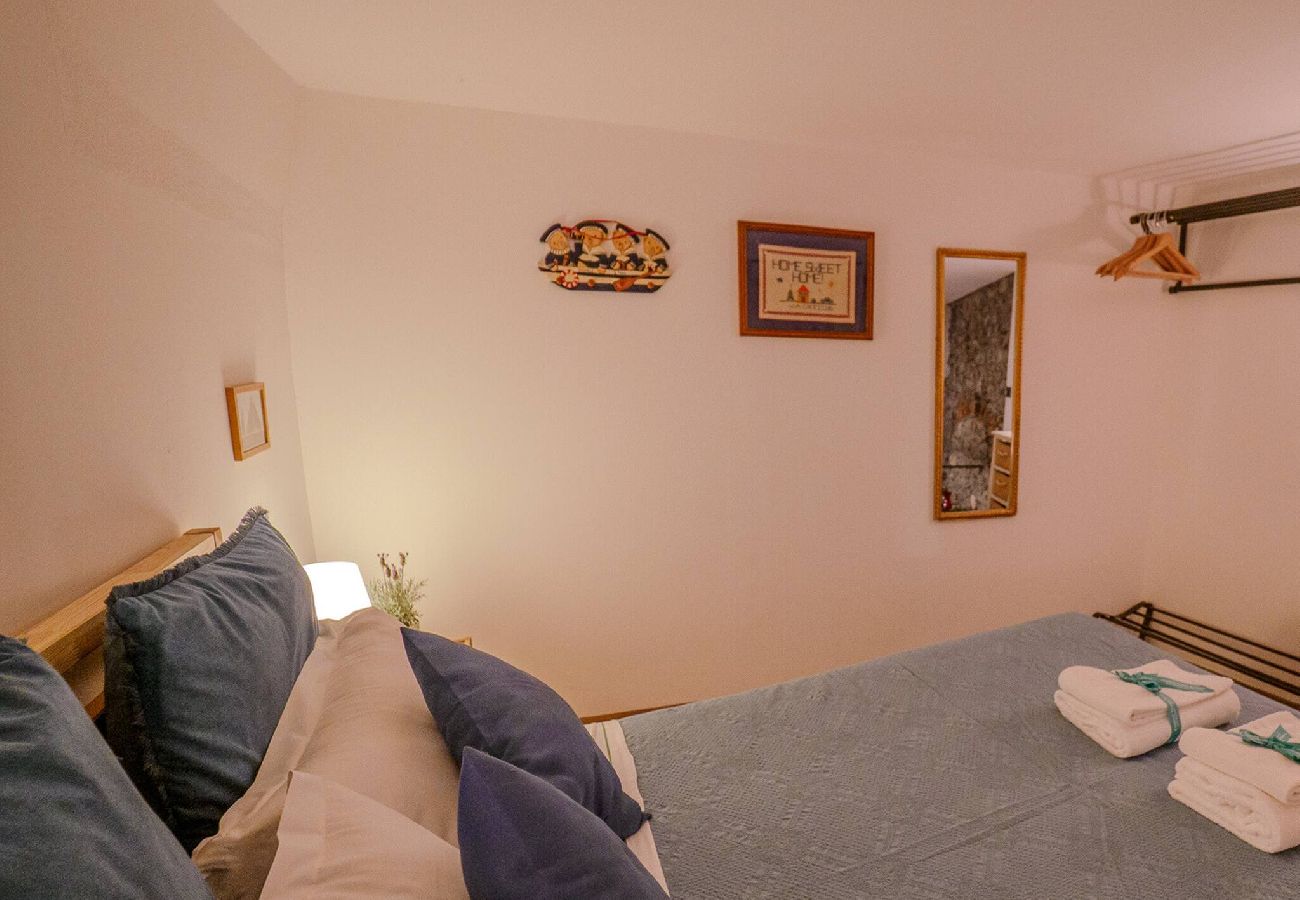 Ferienwohnung in Vernazza - Petrella´s Point Studio with AC