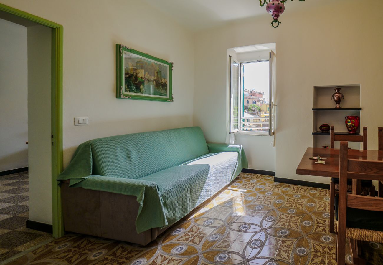 Ferienwohnung in Vernazza - La Casa del Pastenello Family Apartment with AC