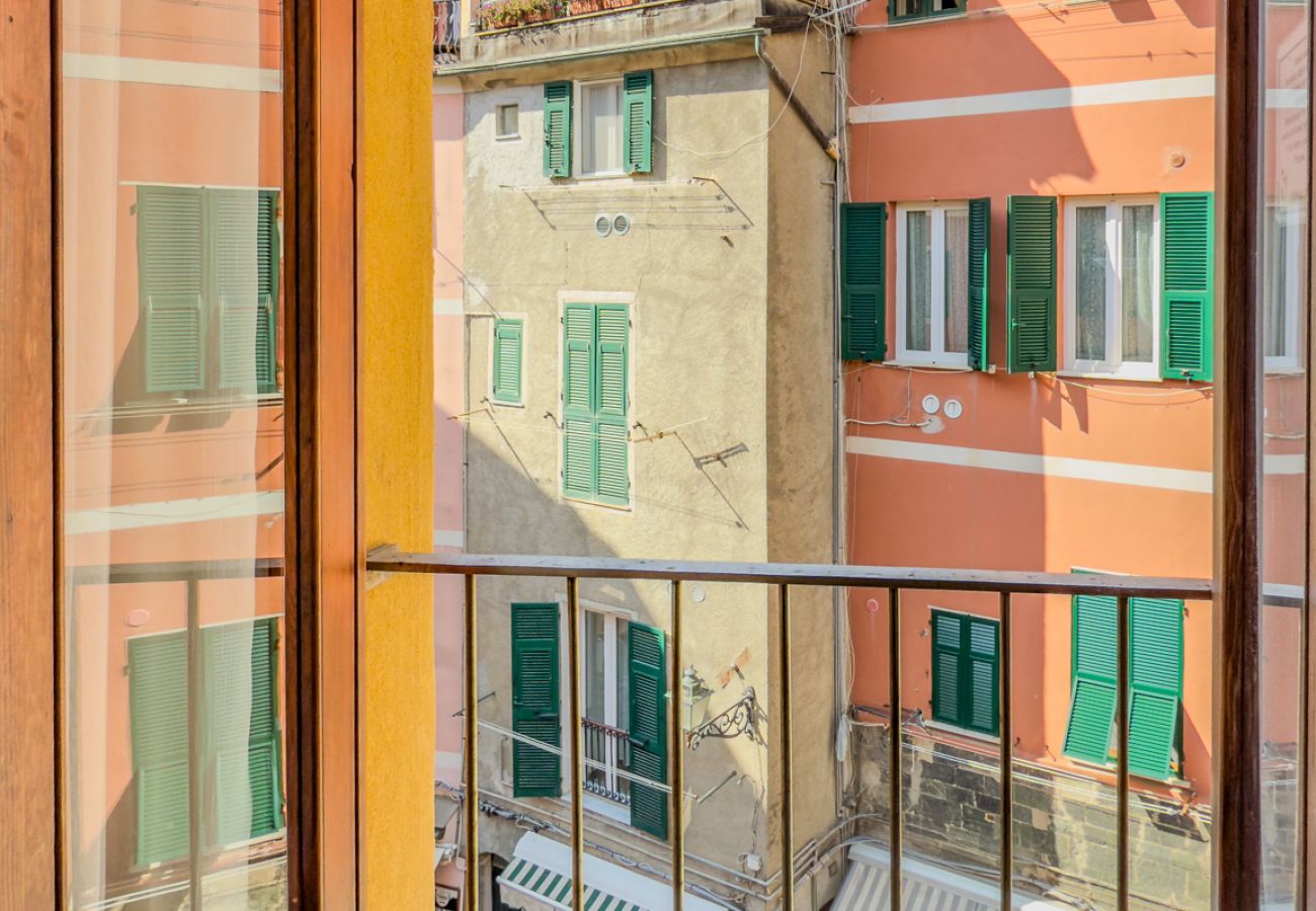 Apartment in Vernazza - El Nin Apartment with Terrace & AC