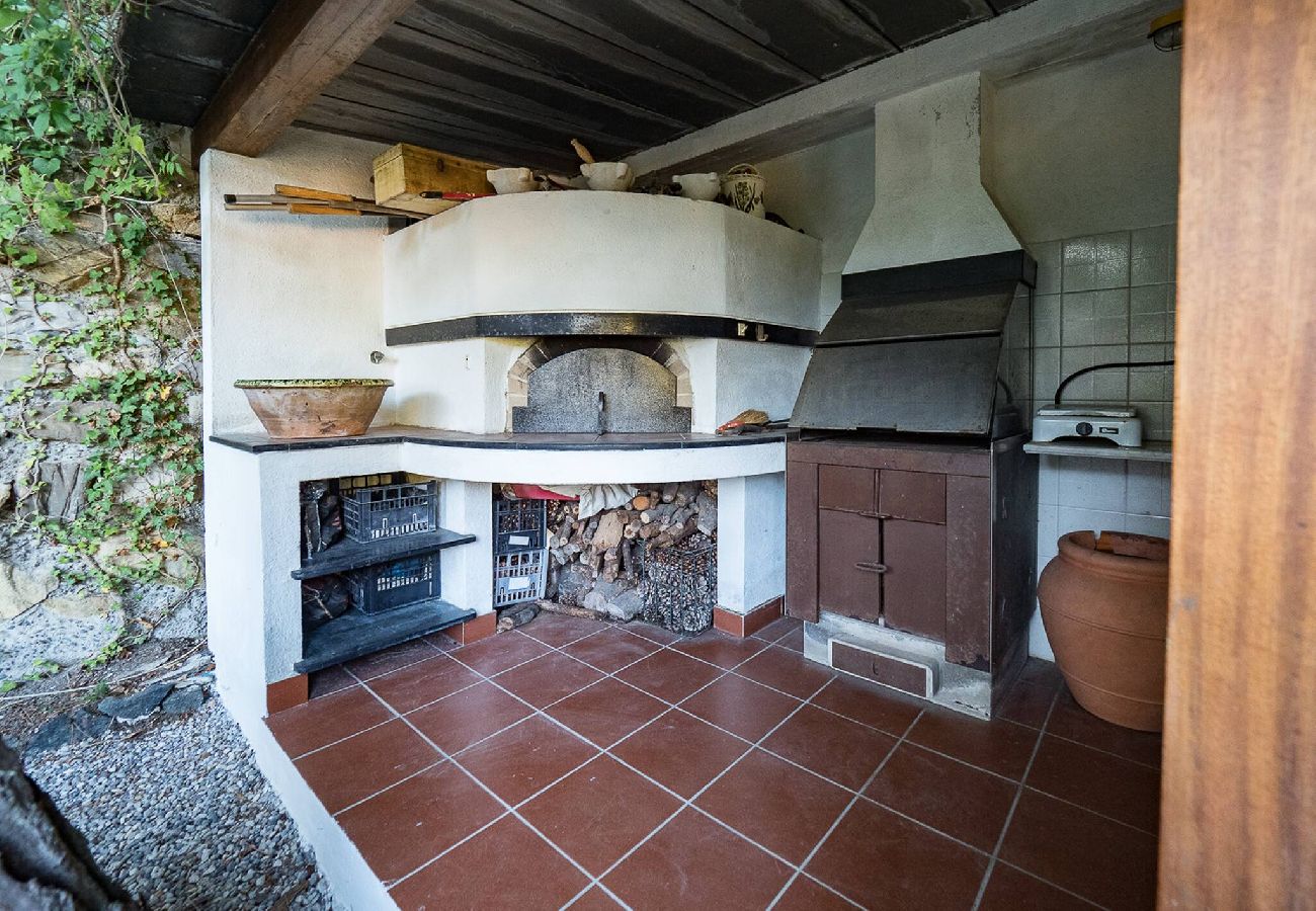 Villa in Monterosso al Mare - Villa Tanca with AC, Terrace & Views