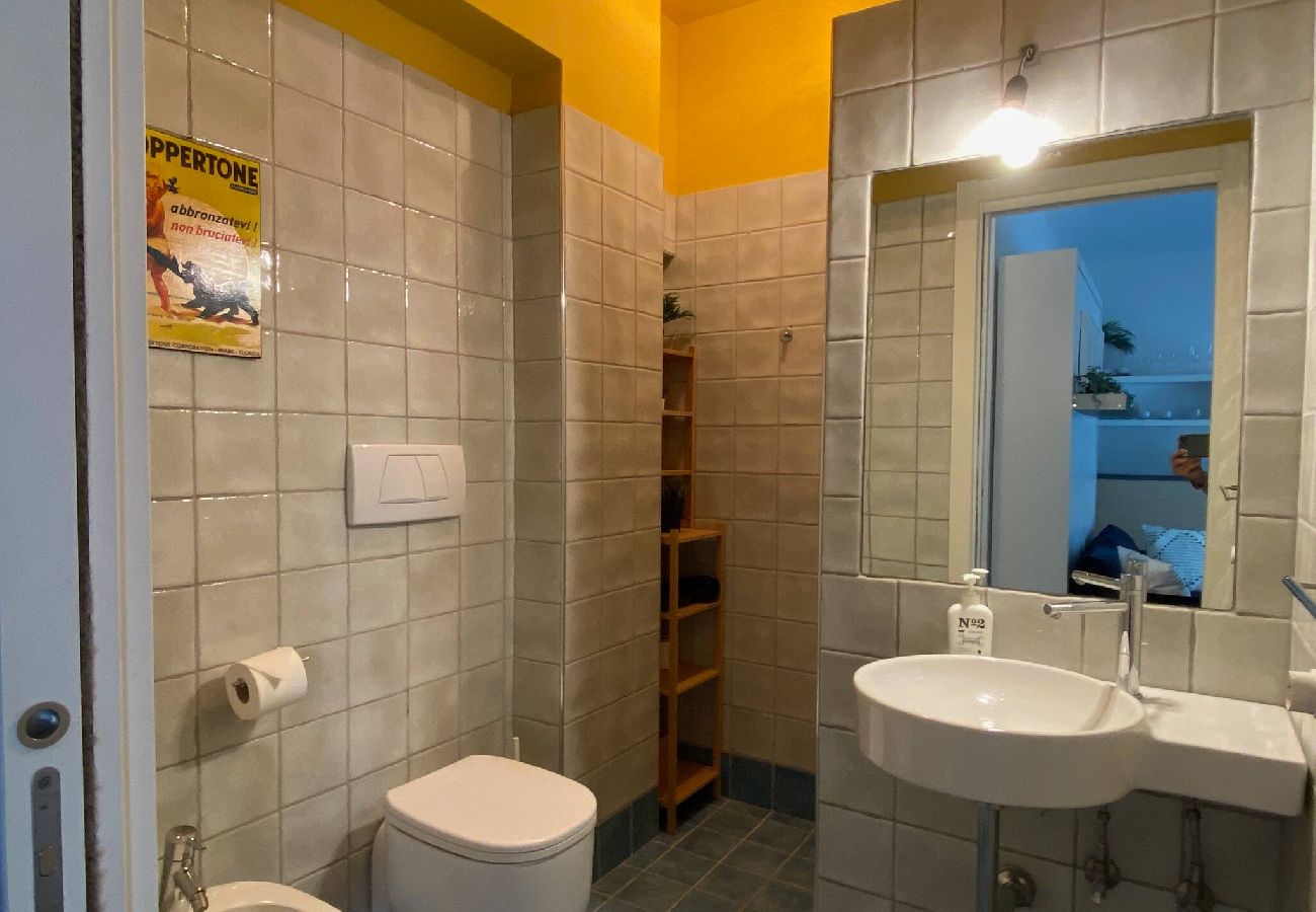 Apartment in Monterosso al Mare - Fetta di Limone Apartment with AC and Patio