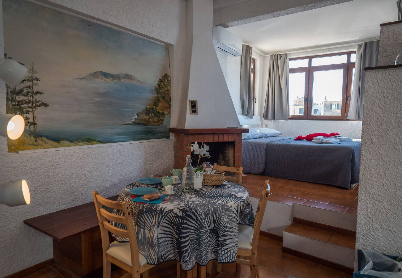 Studio in Vernazza - La Torretta dei Merli Studio with Unique Views