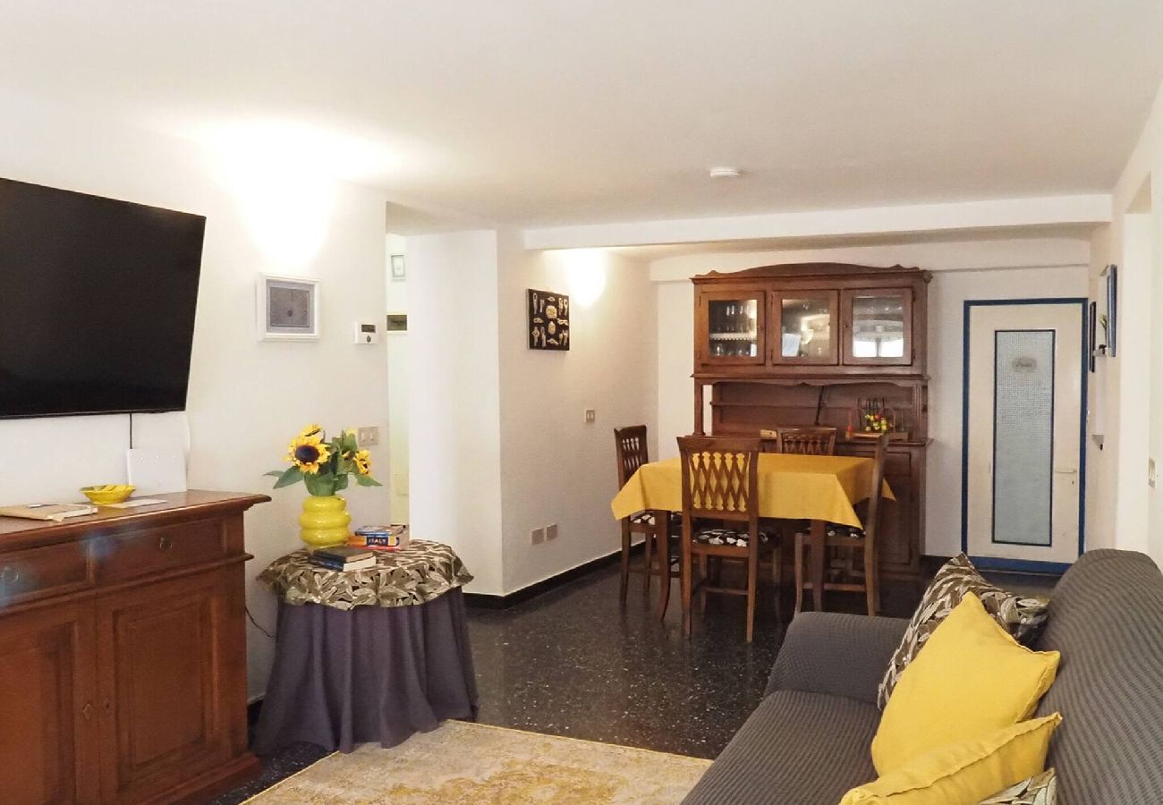 Apartment in Vernazza - Mainetta Sea View Apartment with AC