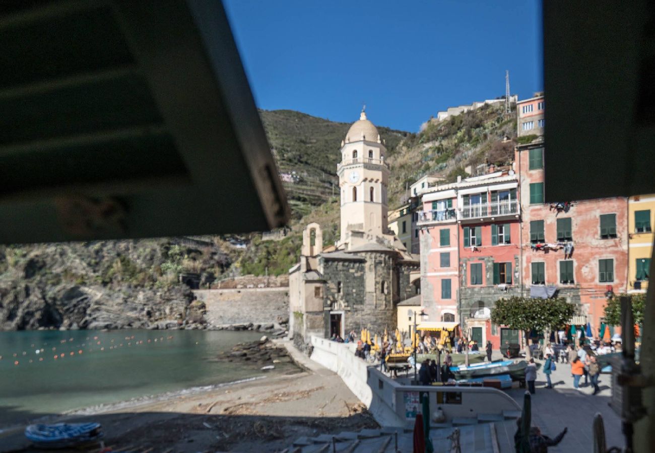 Apartment in Vernazza - Mainetta Sea View Apartment with AC
