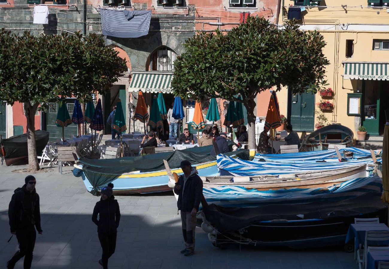 Apartment in Vernazza - Mainetta Sea View Apartment with AC