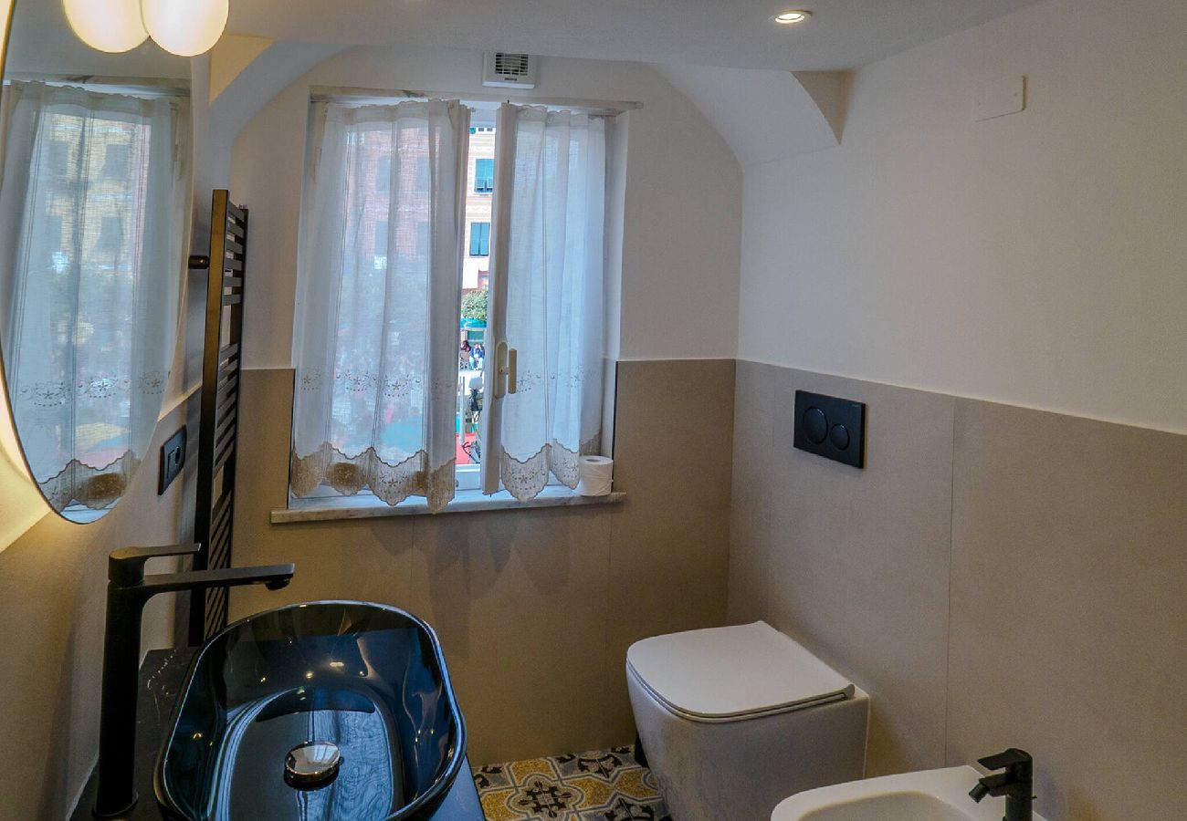 Apartment in Vernazza - Mainetta Sea View Apartment with AC