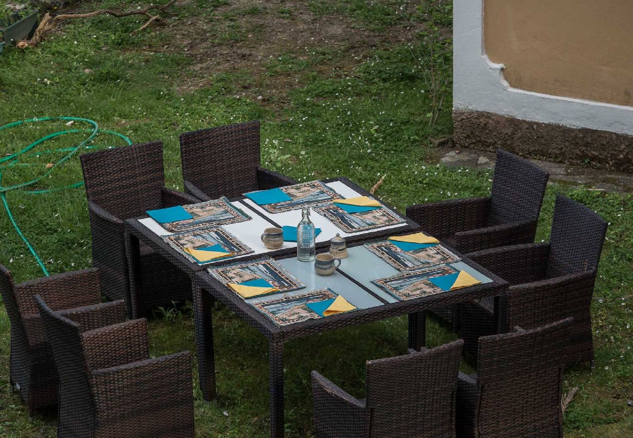 Apartment in Monterosso al Mare - Villa Montale Historical Apartment I Limoni