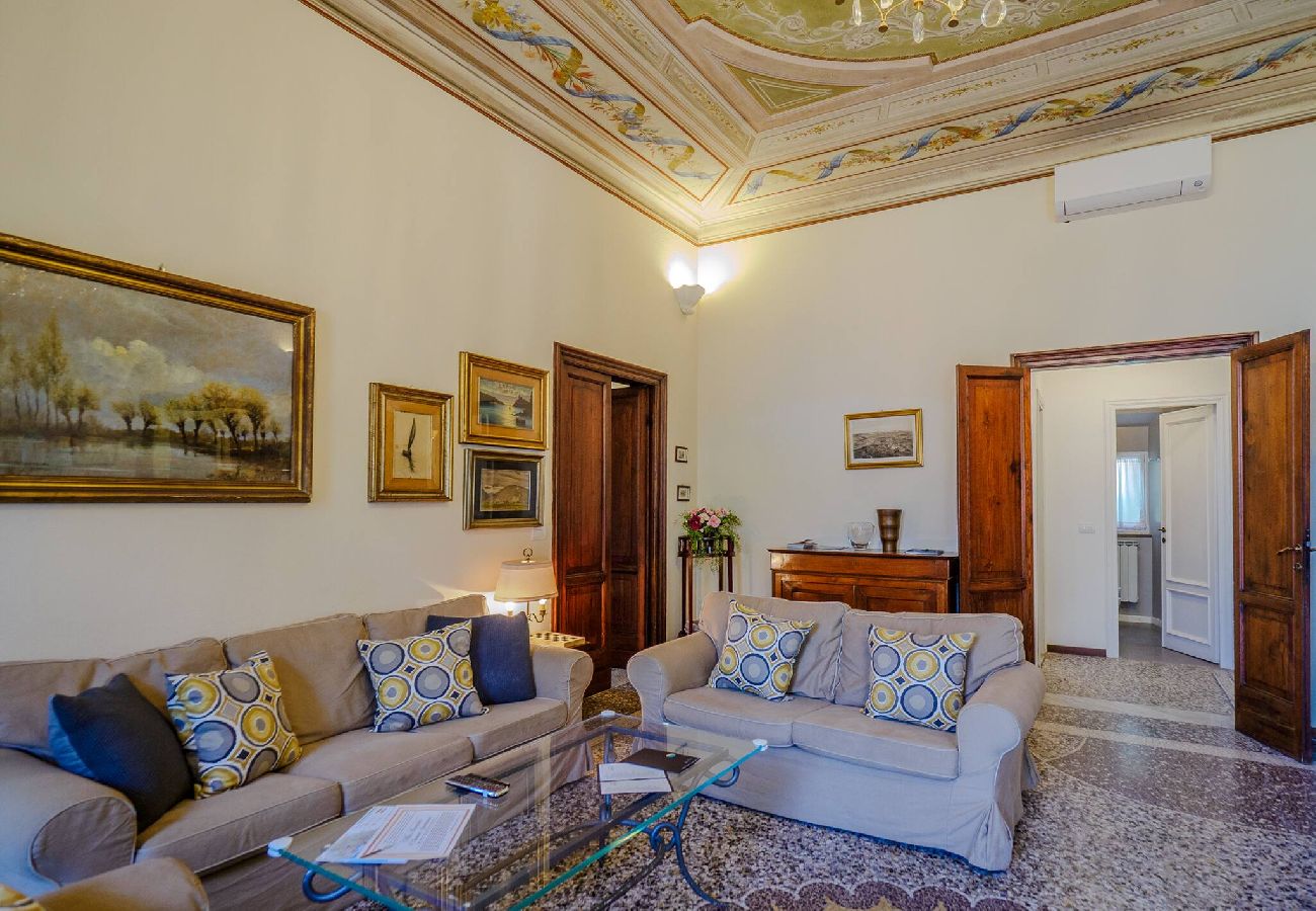 Apartment in Monterosso al Mare - Villa Montale Historical Apartment I Limoni