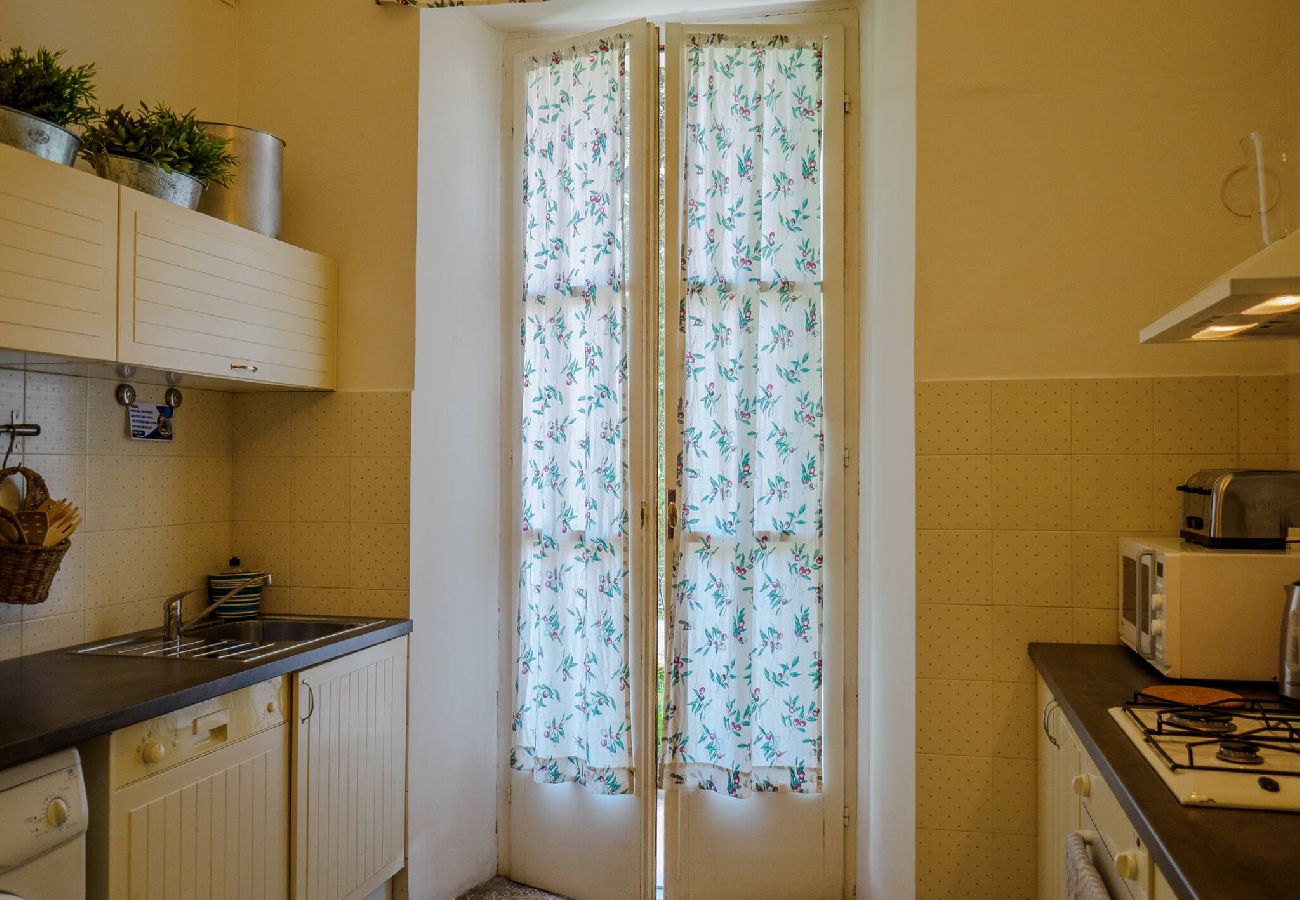 Apartment in Monterosso al Mare - Villa Montale Historical Apartment I Limoni