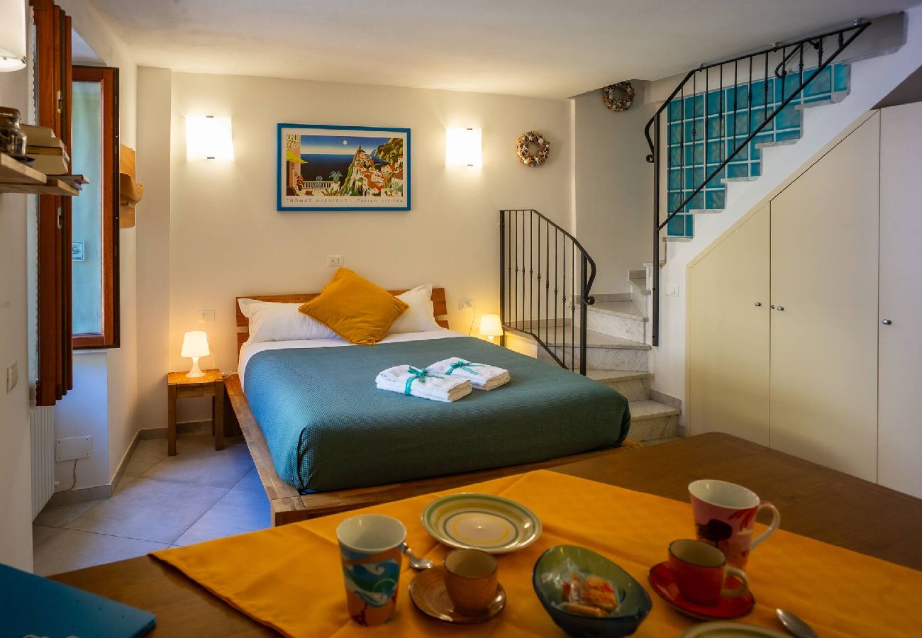 Apartment in Vernazza - Ventu De Ma First Floor Studio with AC