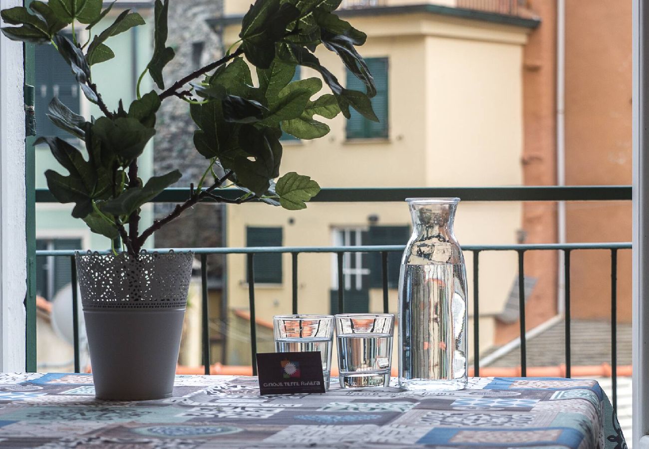 Apartment in Vernazza - Recanissu Apartment with Balcony & AC