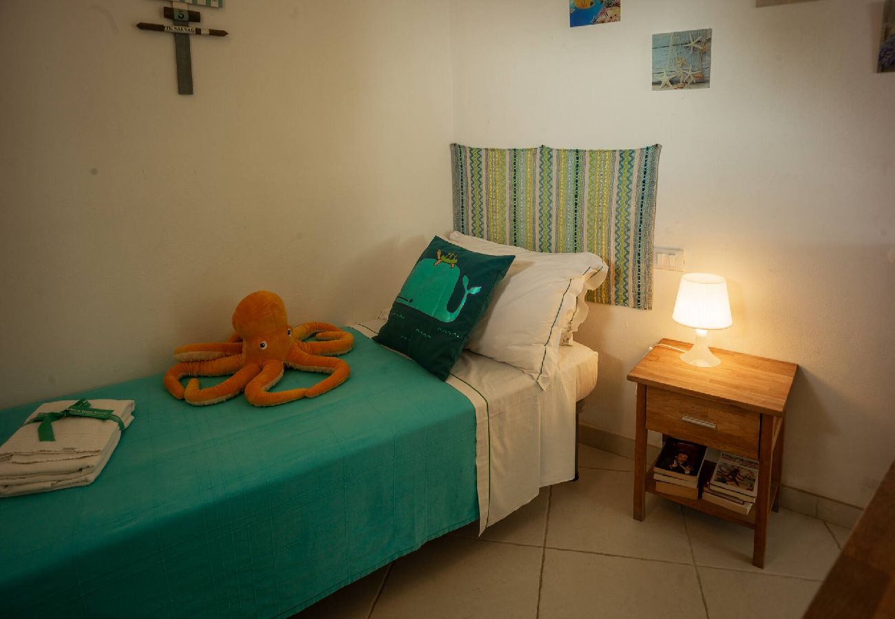 Apartment in Vernazza - Unda de Ma Apartment with AC & Sea View Balcony