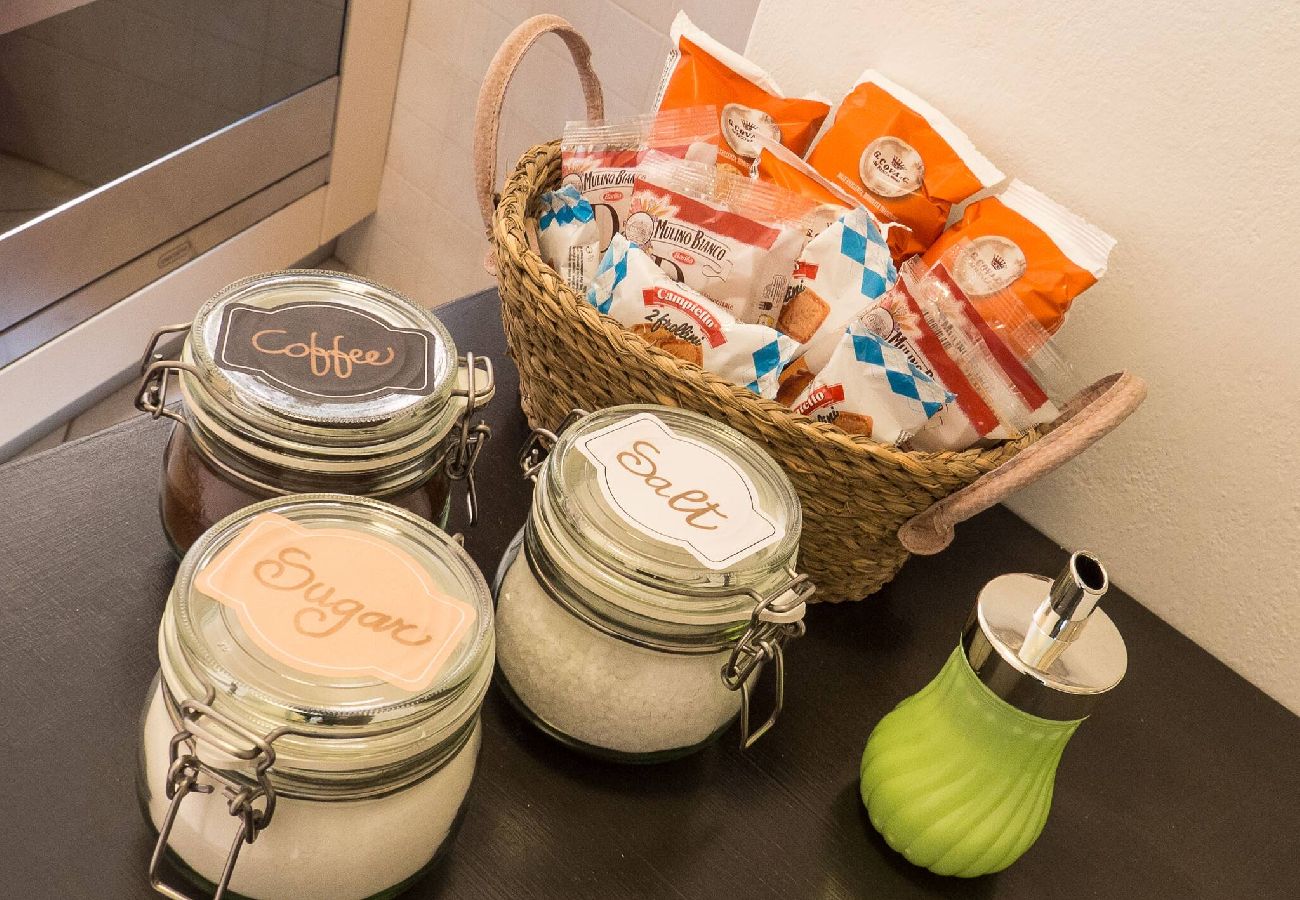 Apartment in Vernazza - Ventegà Sea View Apartment with Balcony