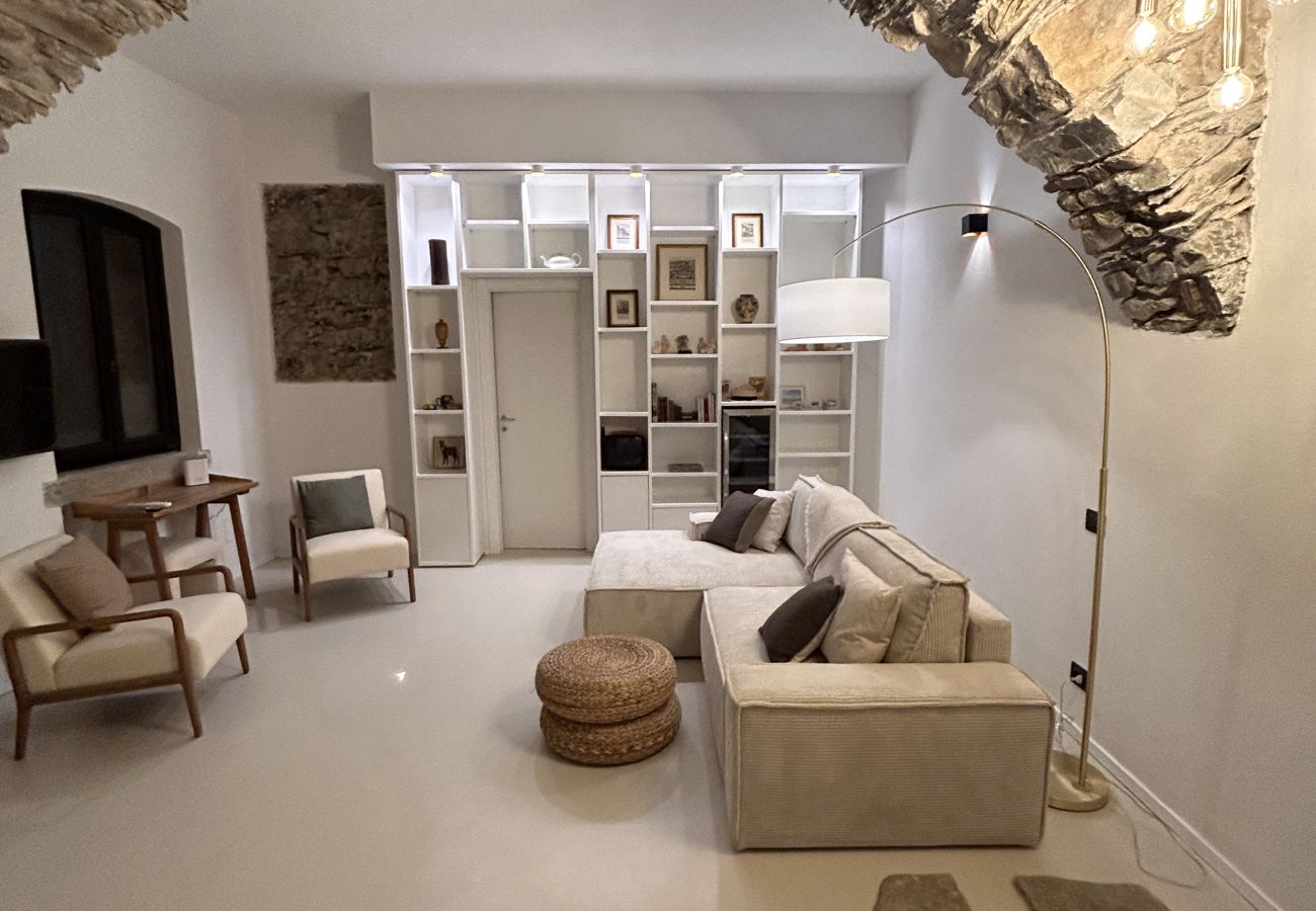 Villa in Corniglia - Villa Il Frantoio Terra Rossa