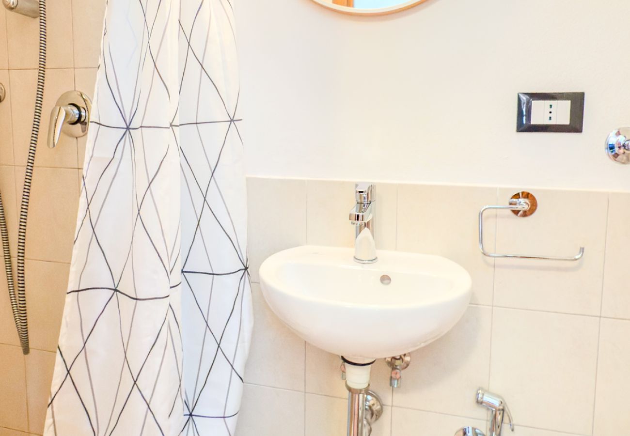 Apartamento en Vernazza - El Nin Apartment with Terrace & AC